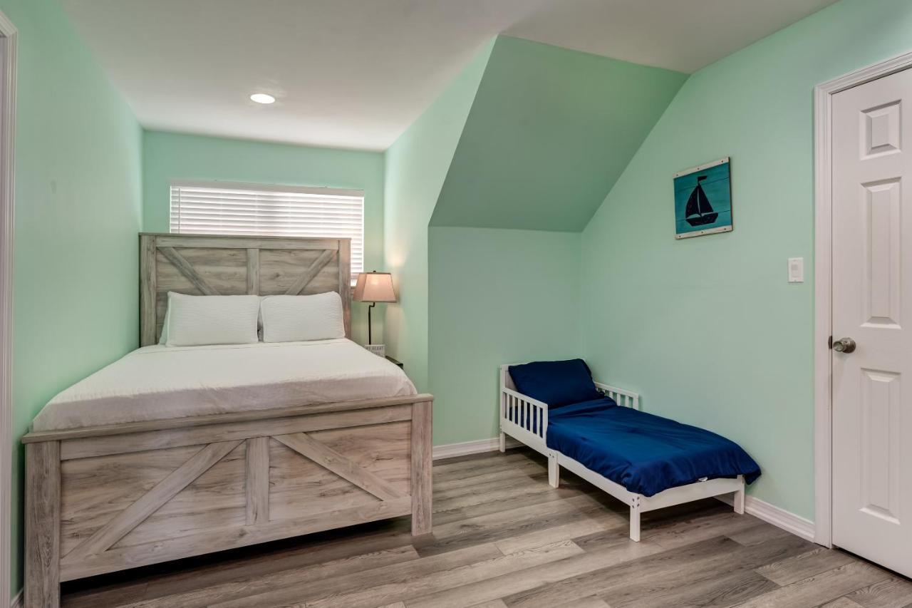Strand Castle - Gulf Front! An Ideal Layout With Game Room, Small Private Pool, And Roof Top Crow'S Nest! Home Dauphin Island Luaran gambar