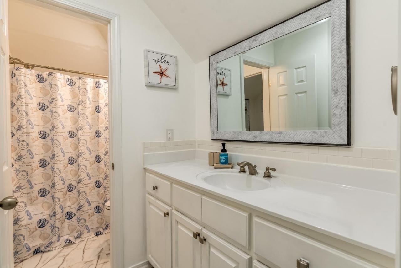 Strand Castle - Gulf Front! An Ideal Layout With Game Room, Small Private Pool, And Roof Top Crow'S Nest! Home Dauphin Island Luaran gambar